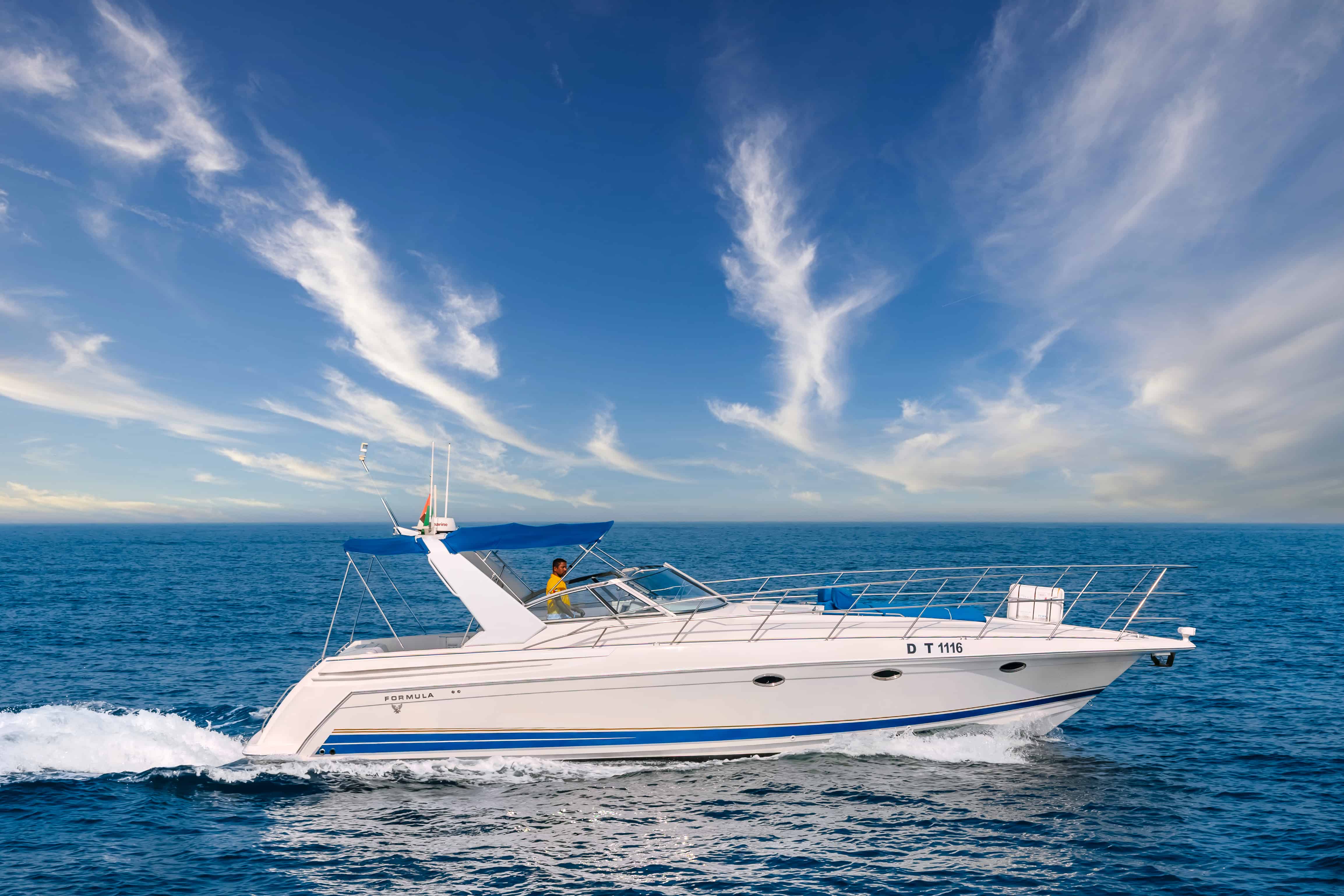 40ft Yacht Cruise