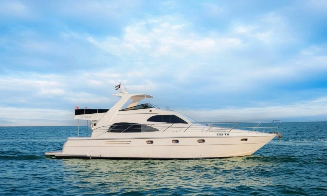 Luxury 55ft Yacht Rental Dubai Marina