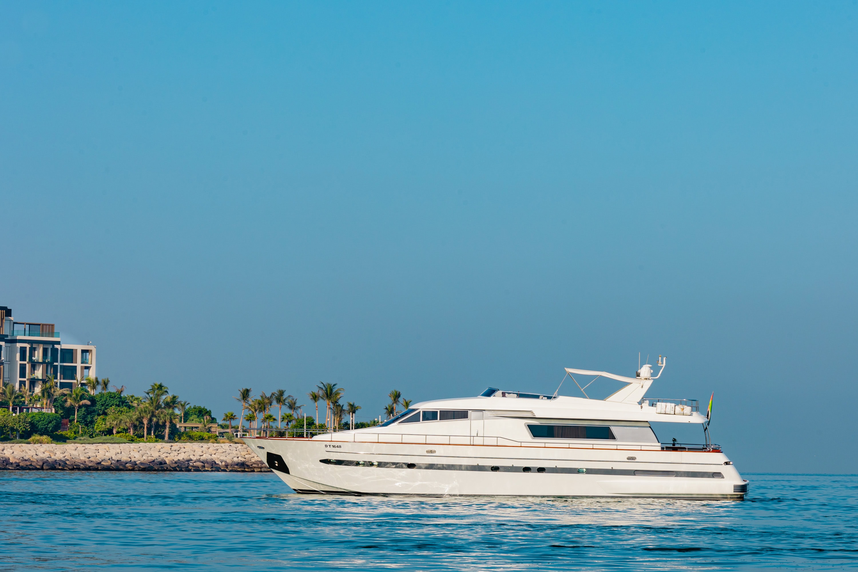 Luxury 82ft Yacht Rental Dubai Marina