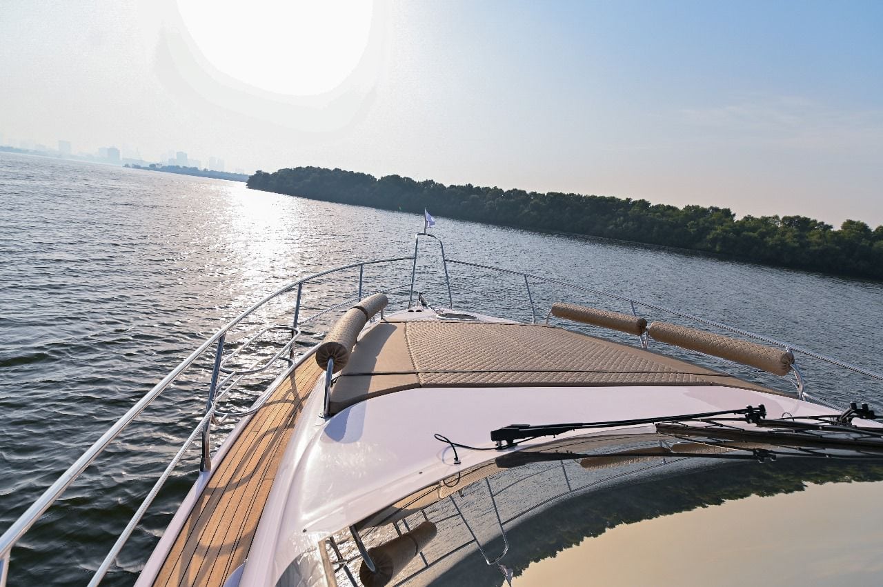 50ft Luxury Yacht (Model 2024)