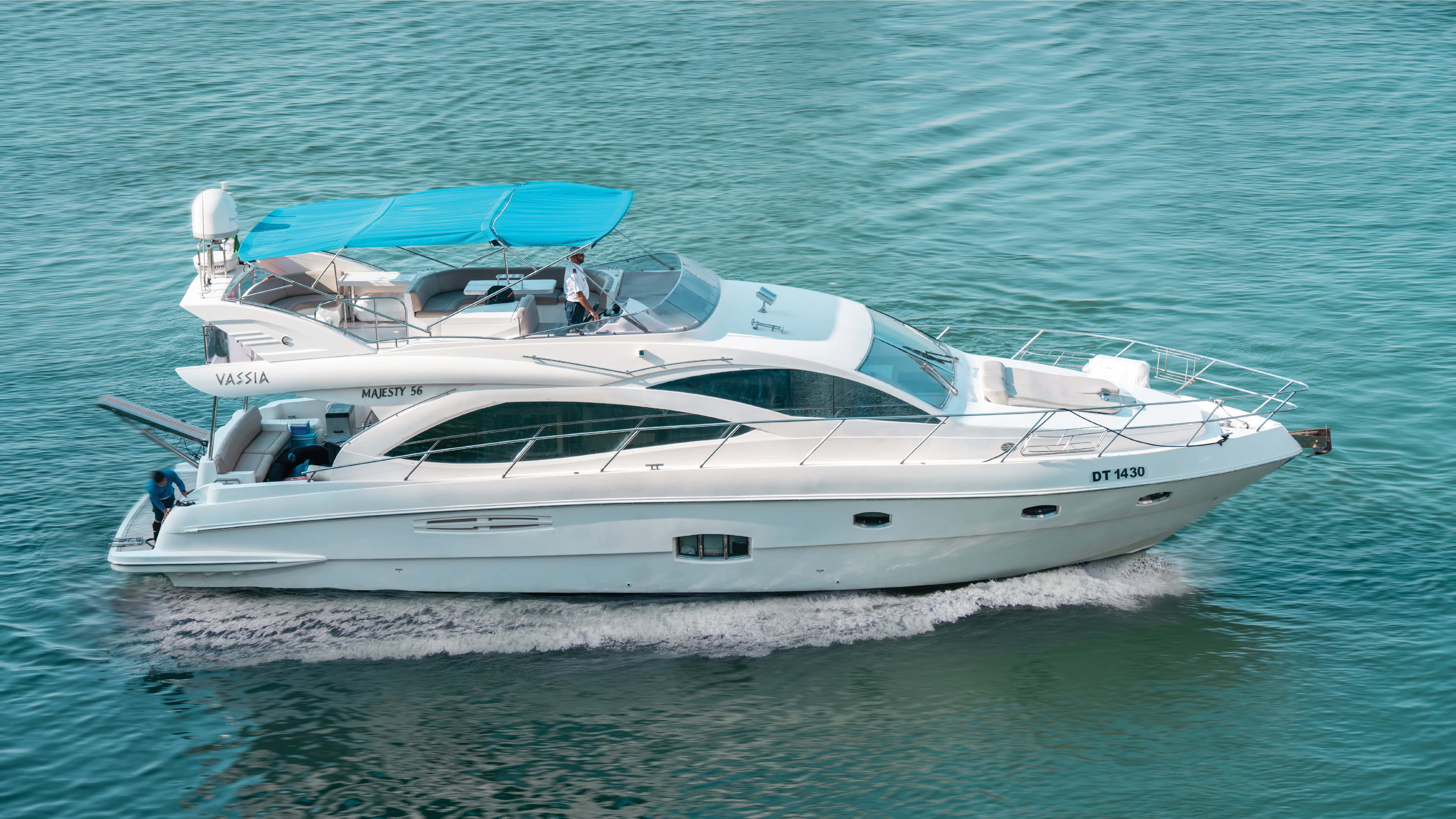 56ft Vassia