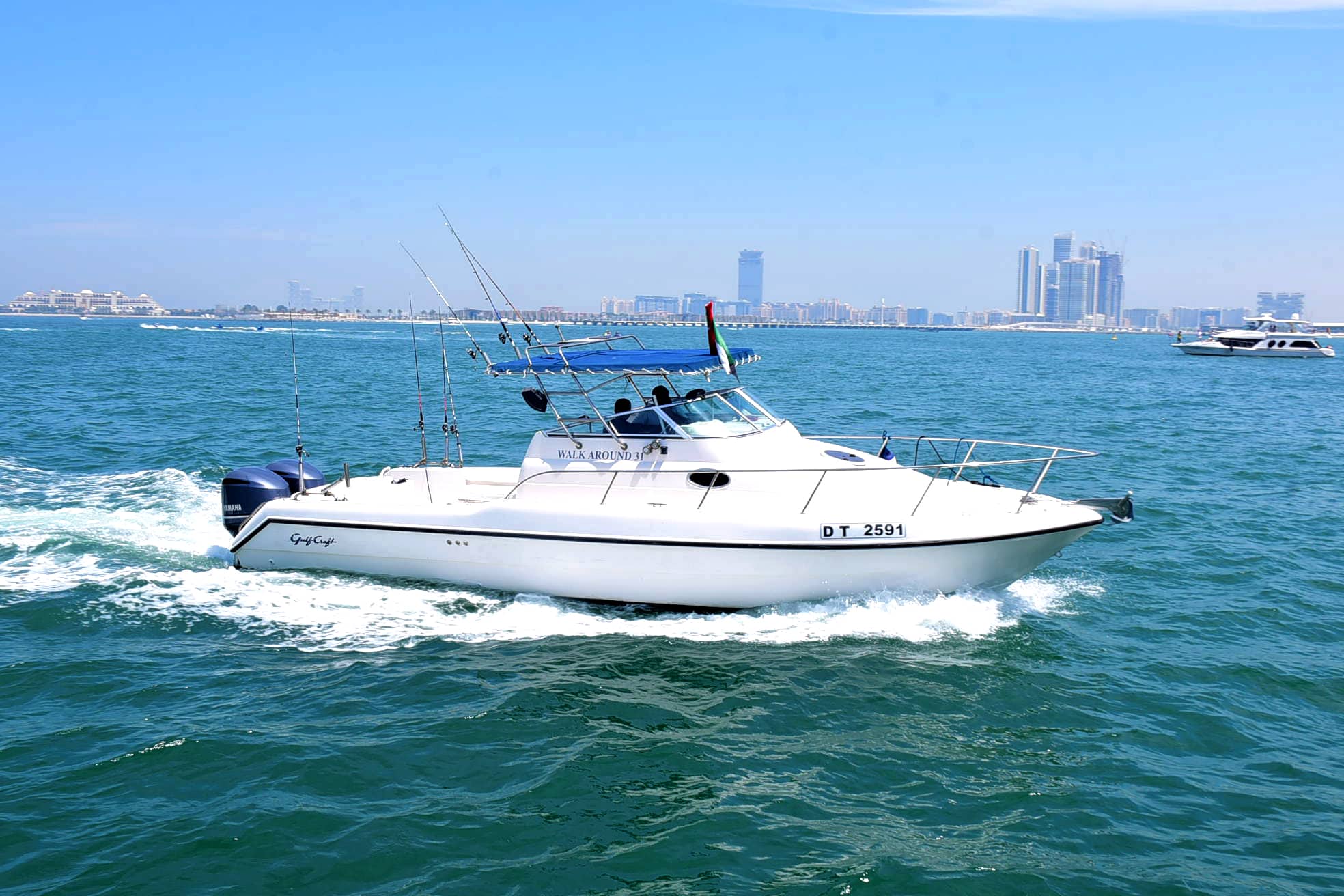 Luxury 32ft Yacht Rental Dubai Marina