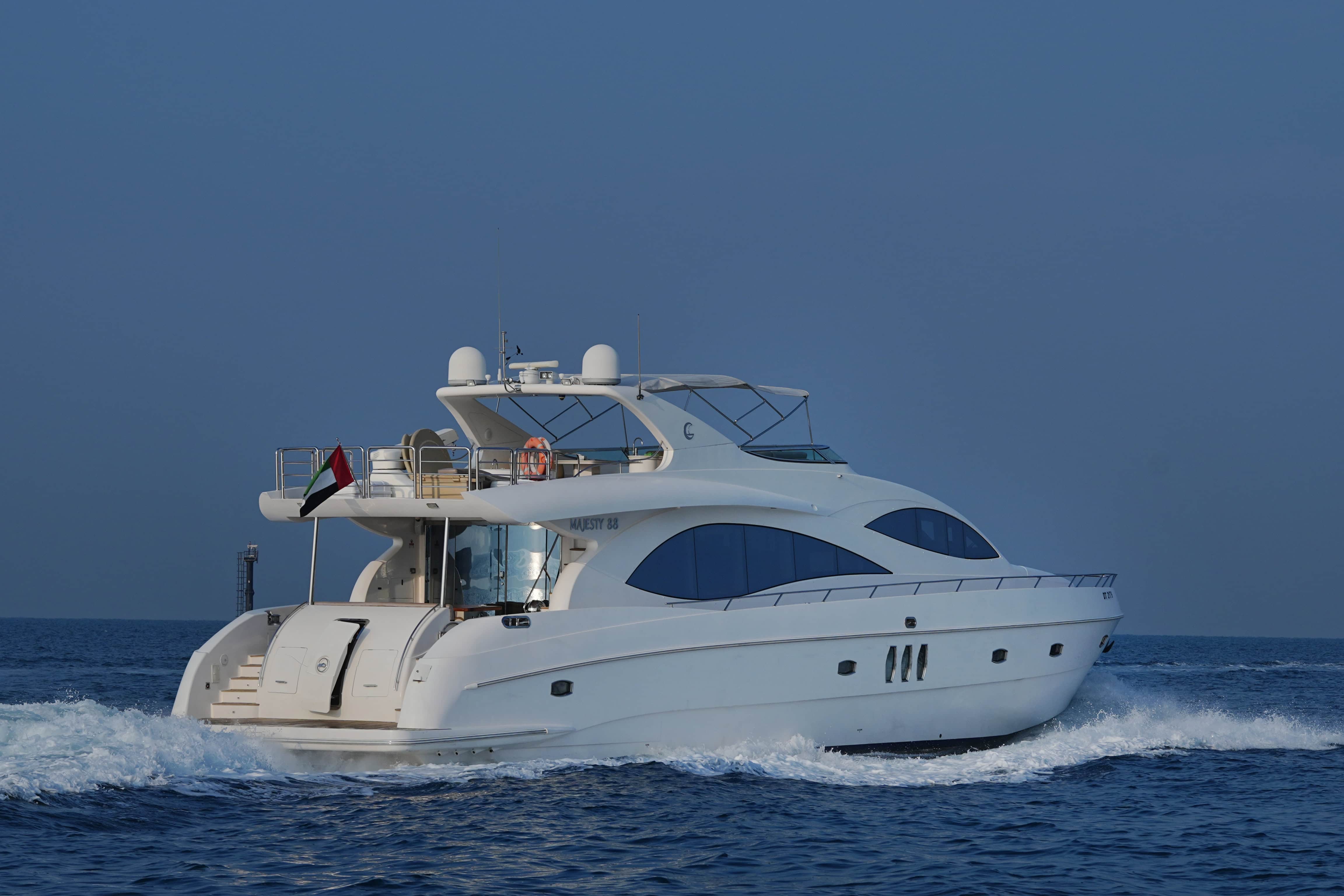 Luxury 88ft Yacht Rental Dubai Marina