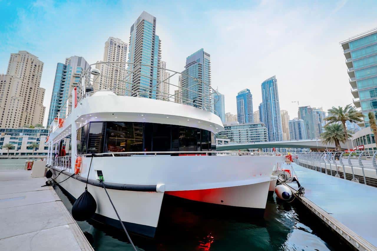 125ft Luxurious Houseboat — yacht rental in Dubai Marina, AED 10,000/hour