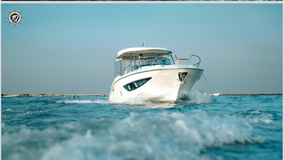Luxury 38ft Yacht Rental Dubai Marina
