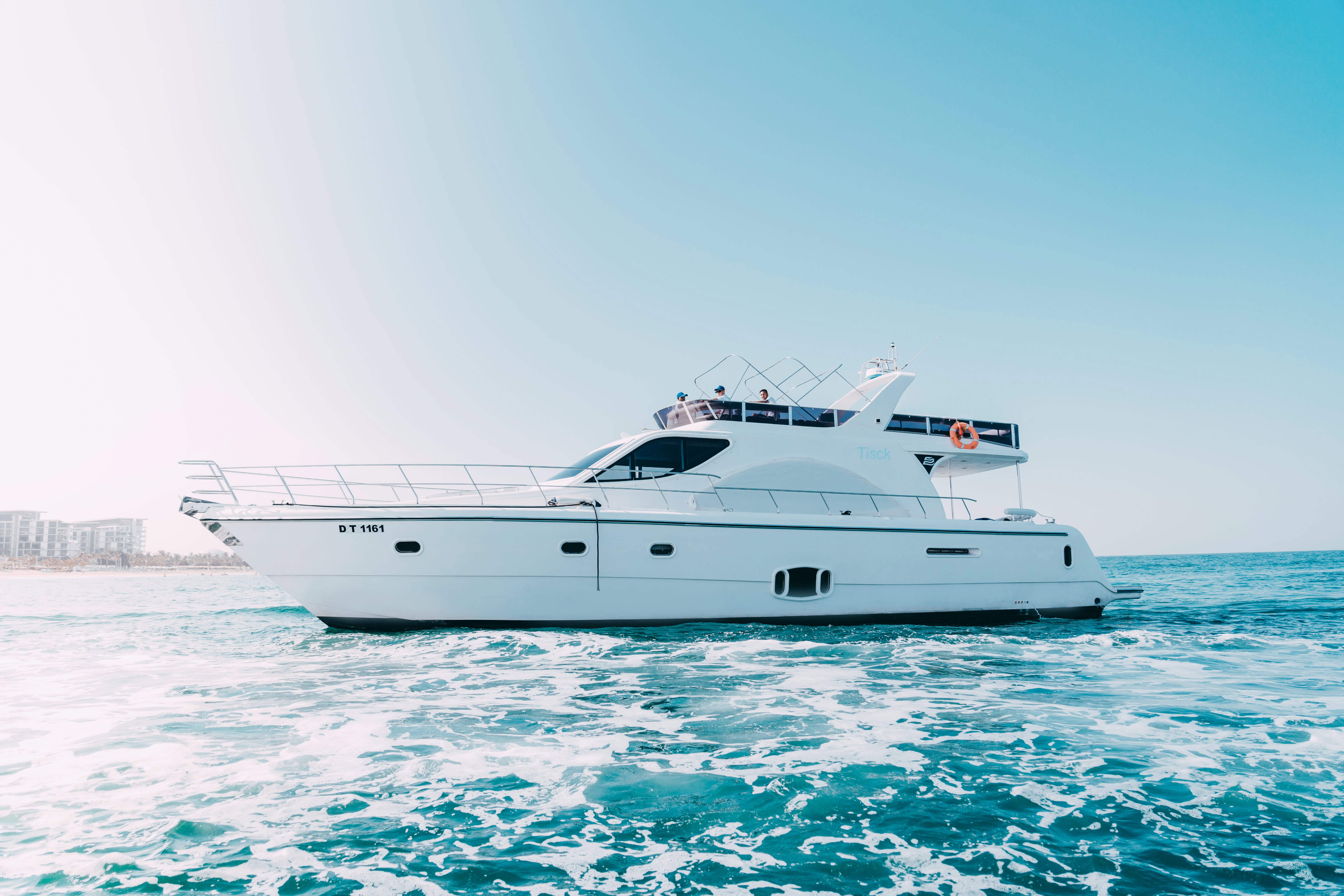 Luxury 75ft Yacht Rental Dubai Marina