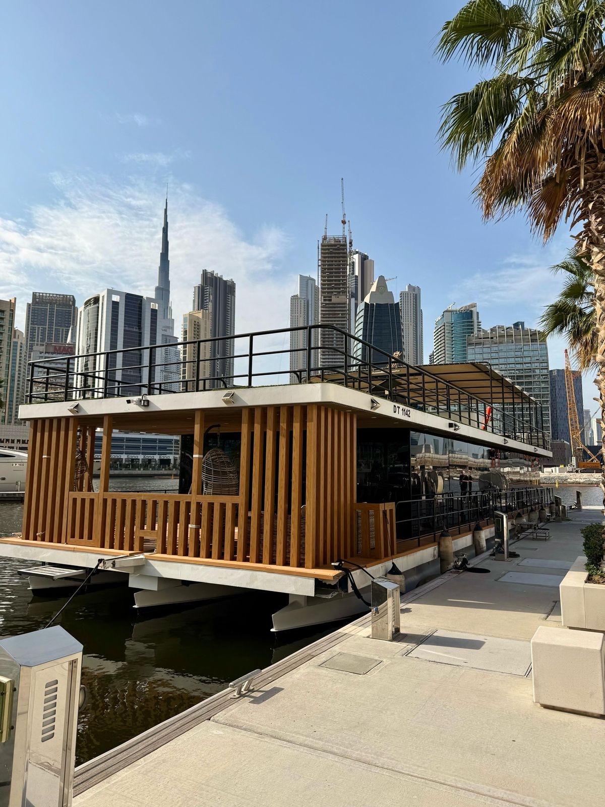 60ft Arika Houseboat (fully refitted 2025)