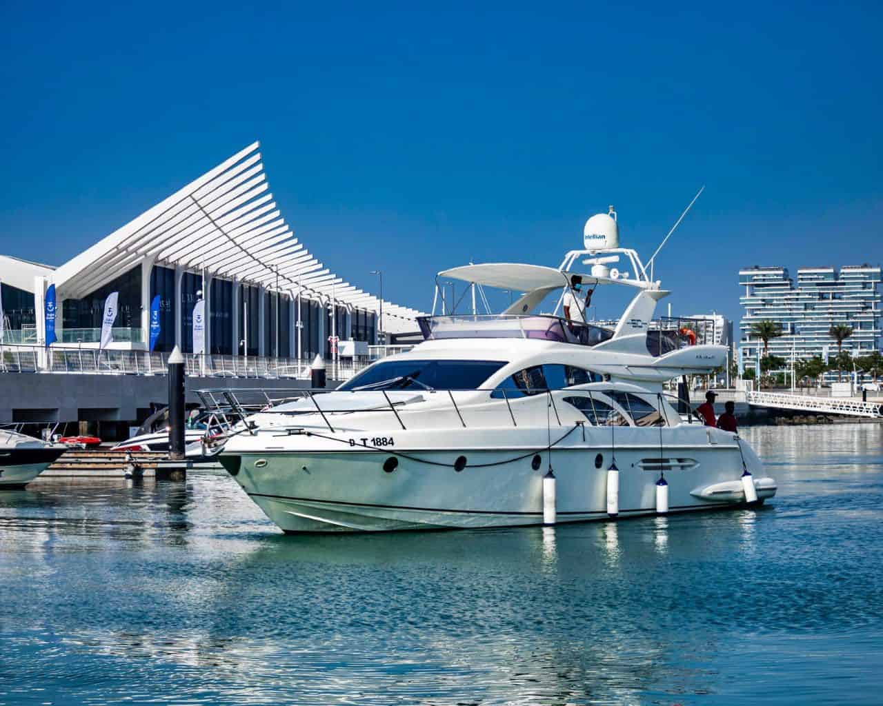 Luxury 50ft Yacht Rental Dubai Marina