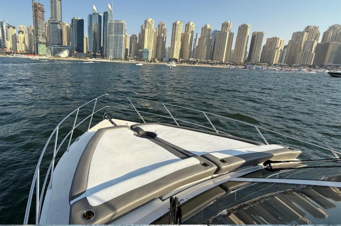 Luxury 50ft Yacht Rental Dubai Marina